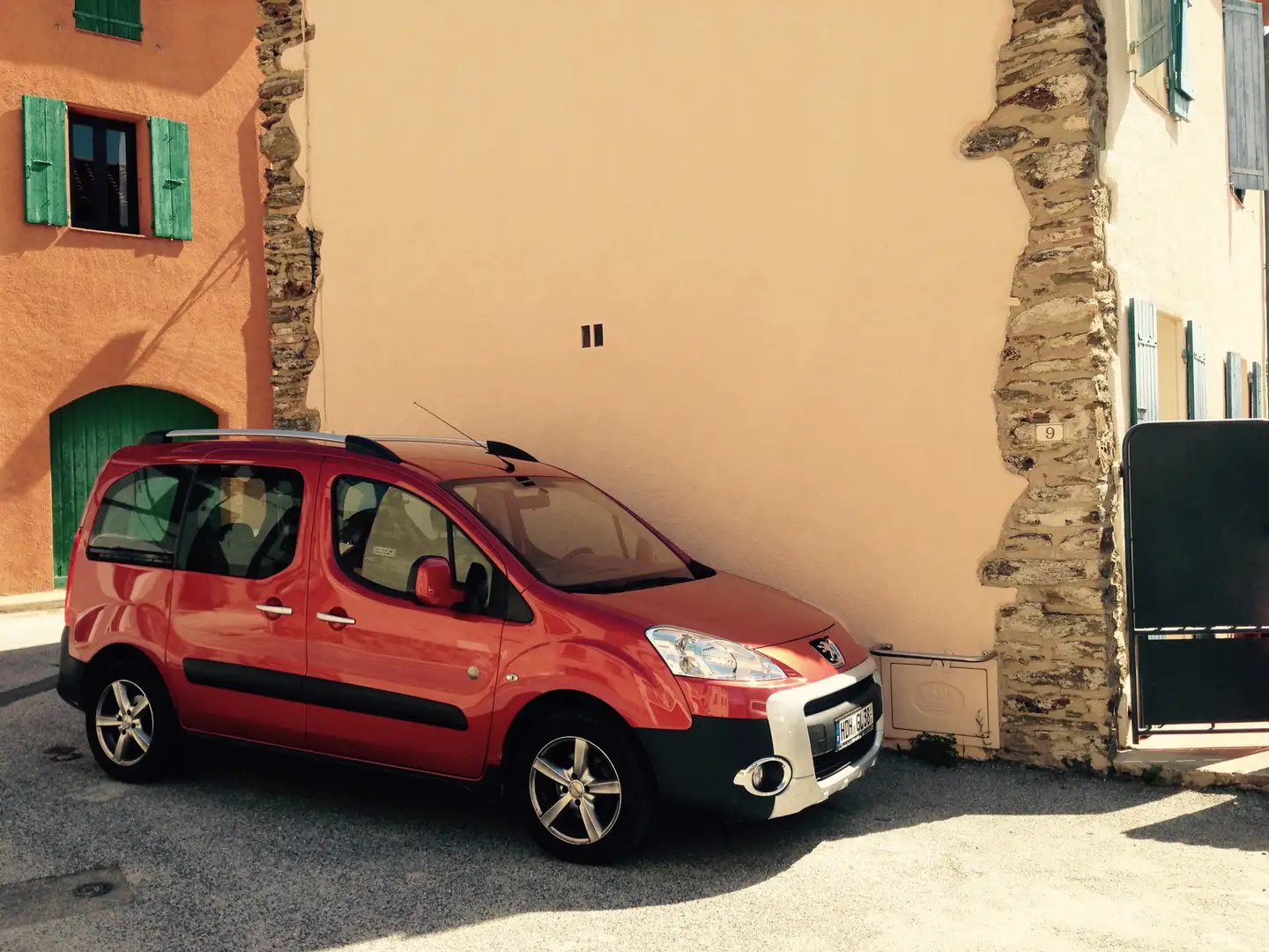 Peugeot Partner Tepee 1.6HDI Outdoor 110 - 1