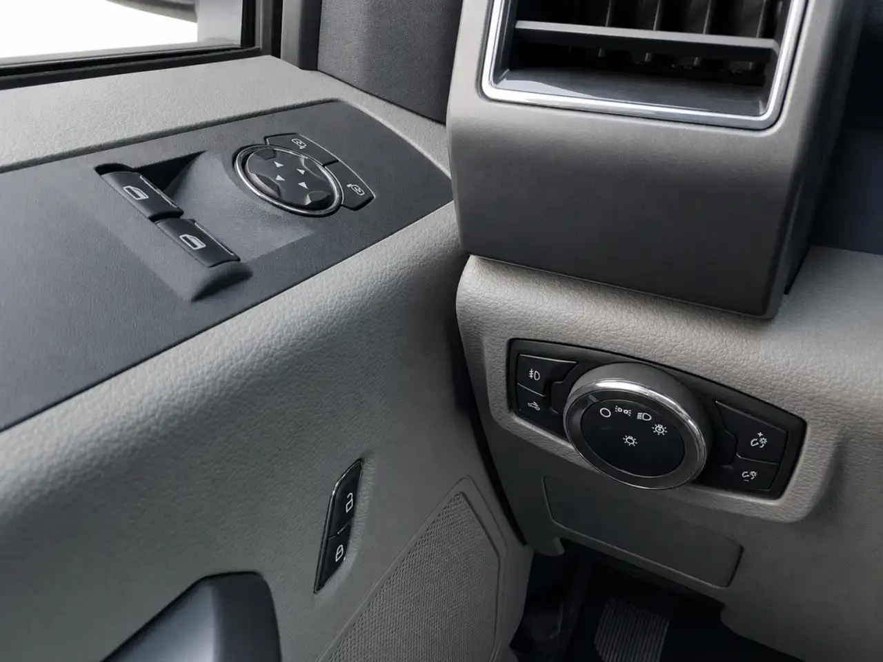 Ford F 350 снимка Ford F 350