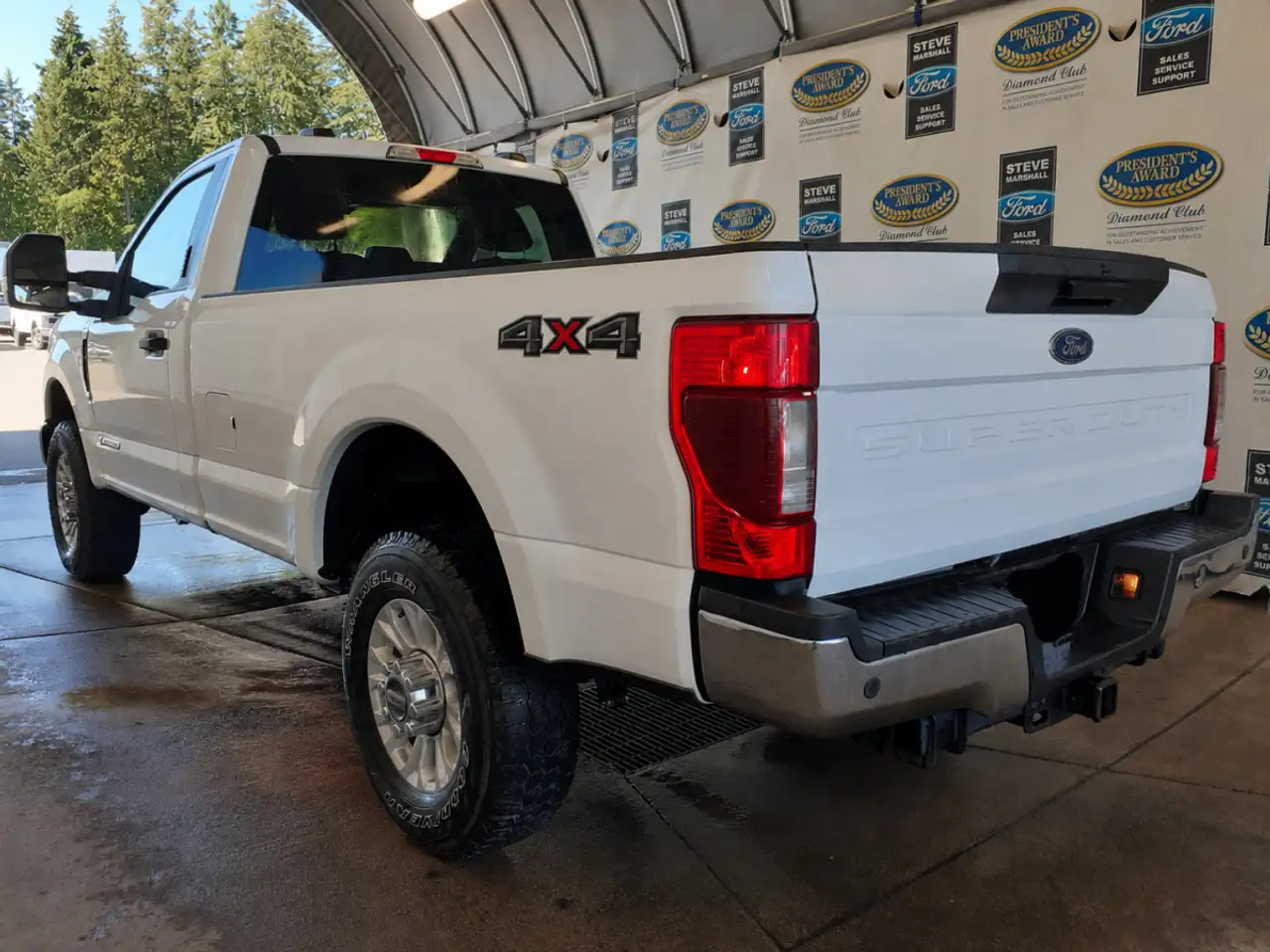Ford F 350 снимка Ford F 350
