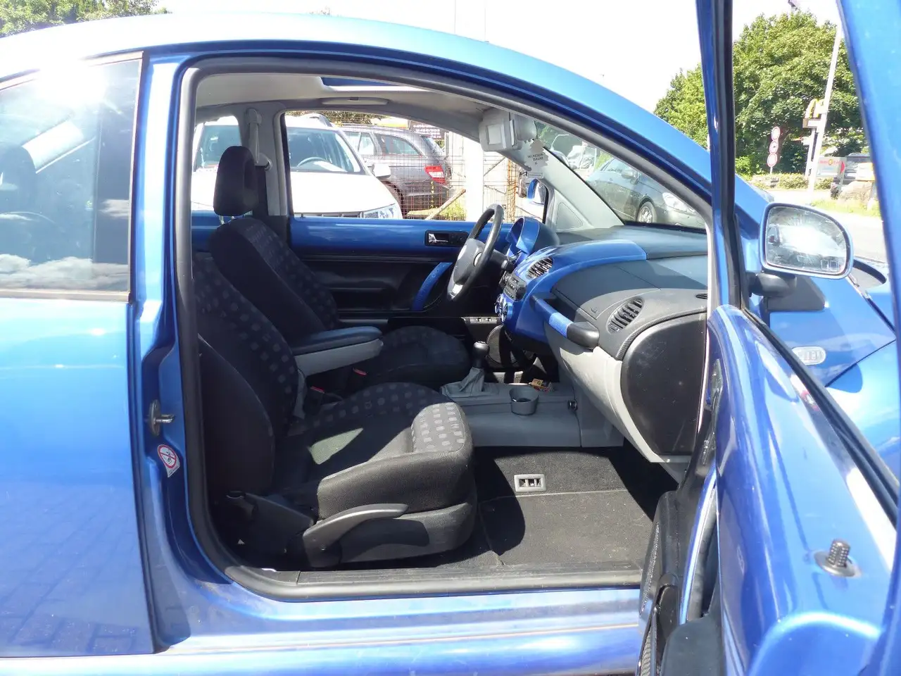 Volkswagen New Beetle Lim. 1.8 Turbo SPORT, foto 8