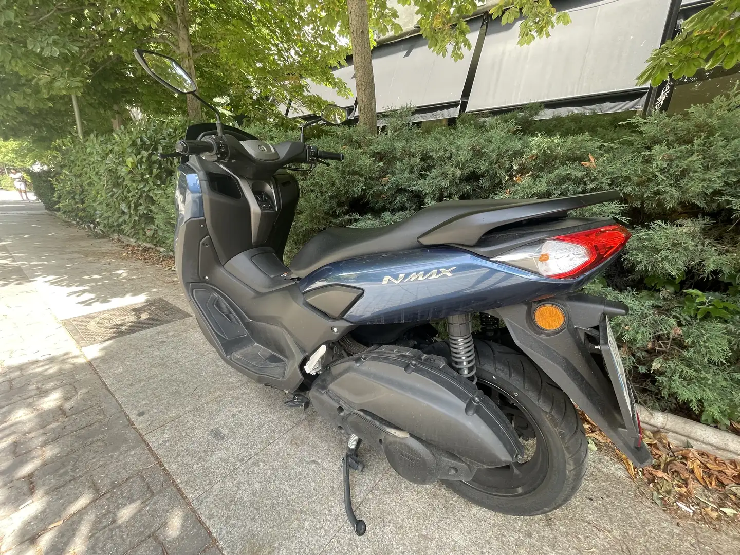 Yamaha NMAX Color Azul Oscuro - 1