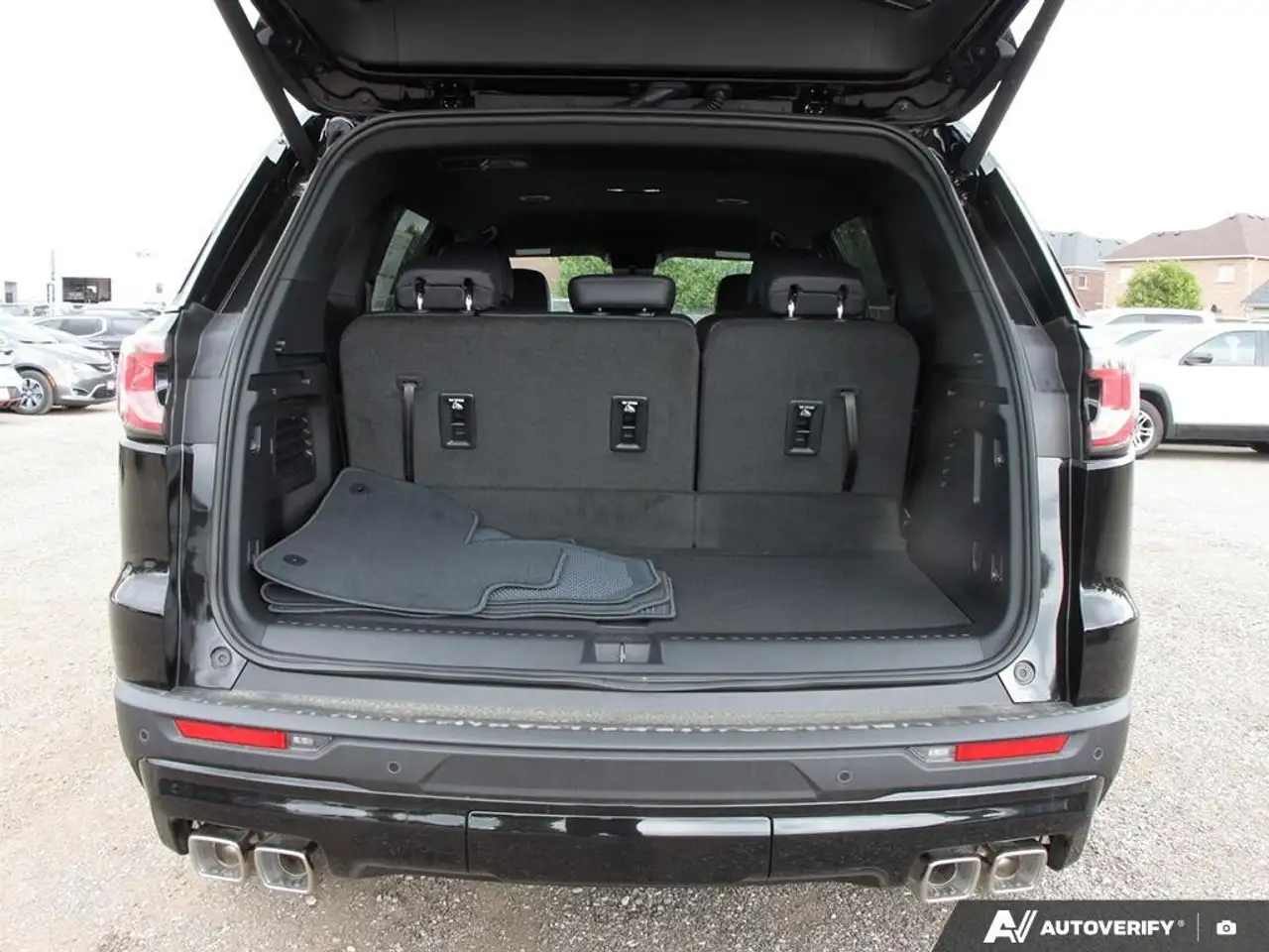 GMC Acadia photo GMC Acadia