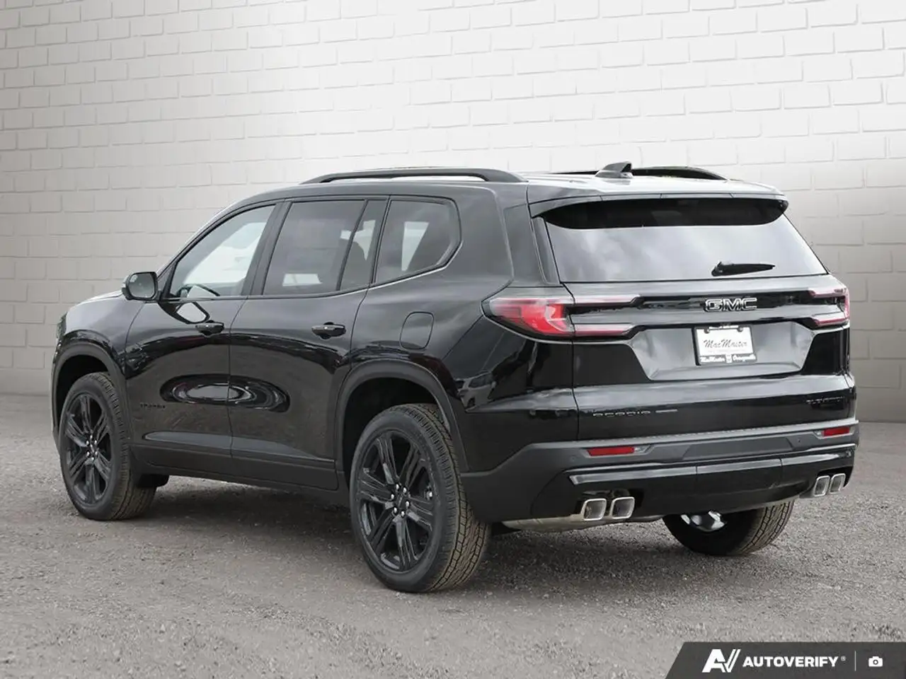 GMC Acadia photo GMC Acadia