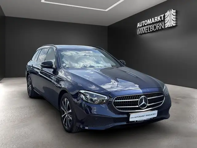Mercedes-Benz E-Class view 2