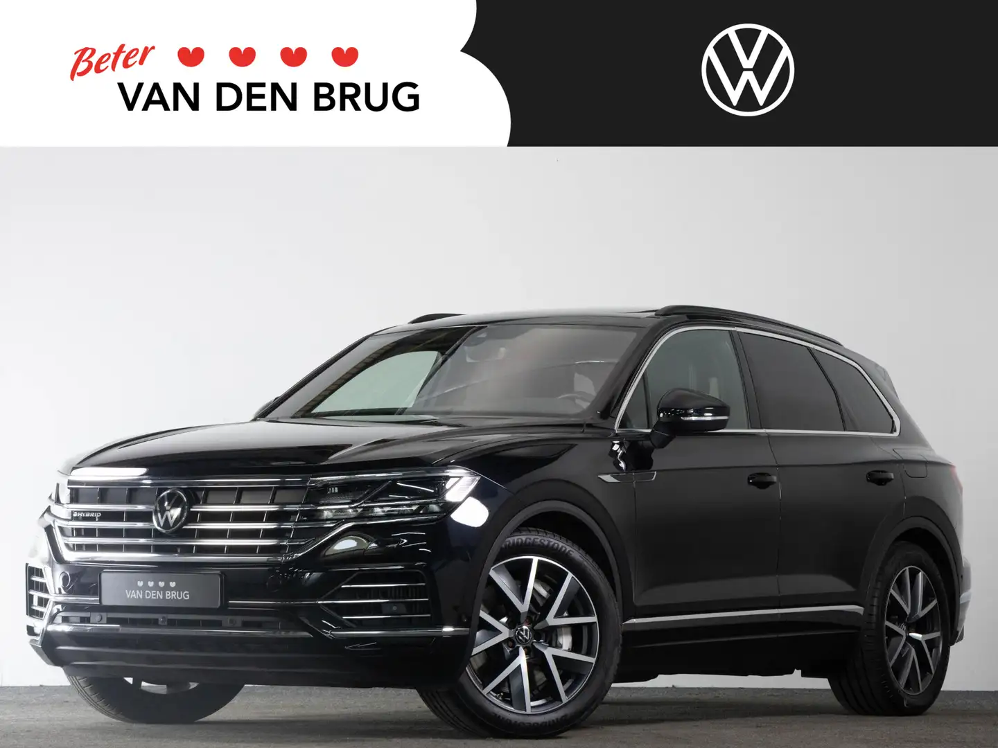 Volkswagen Touareg 3.0 TSi eHybrid 381 pk 4MOTION | IQ Matrix LED | L Zwart - 1