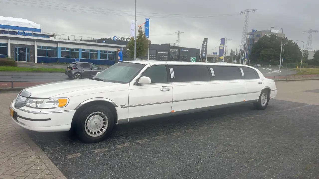 Lincoln Town Car 4.6 Signature, foto 3