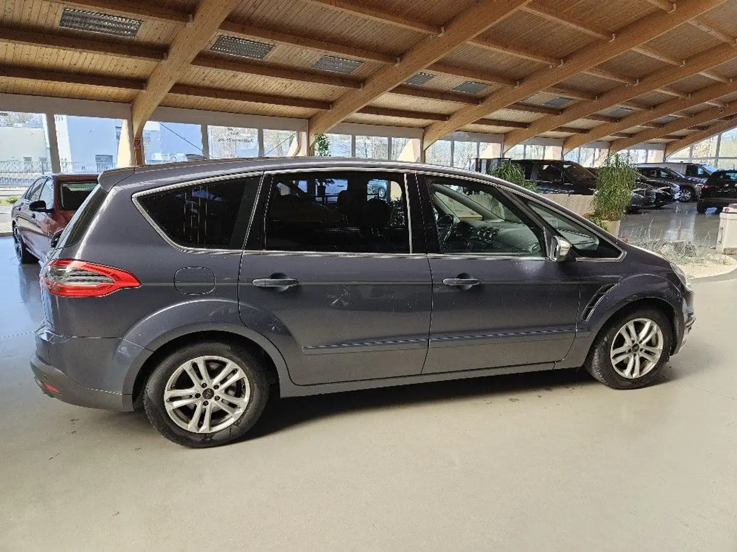 Ford S-Max 2.0 Titanium+Power Paket+Business+PANO Grau - 2