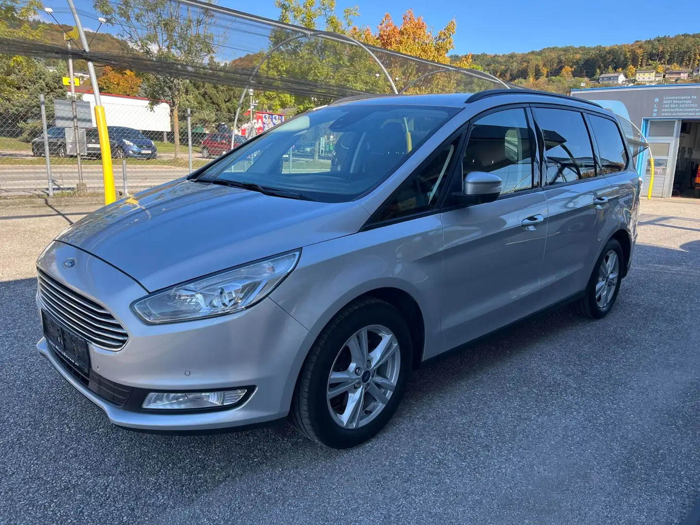 Ford Galaxy 2,0 EcoBlue Business 7-Sitzer-Navi-Carplay Silber - 1