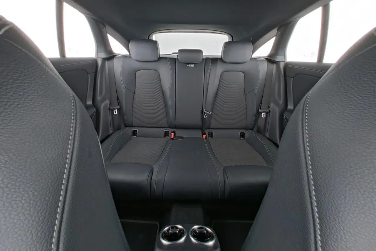 Mercedes-Benz CLA 250 e Shooting Brake Luxury Line 17