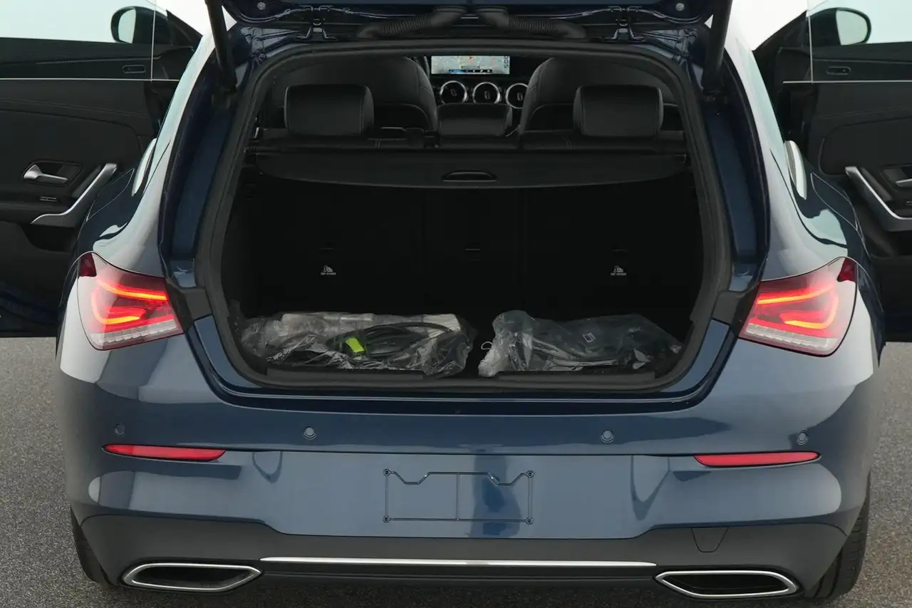 Mercedes-Benz CLA 250 e Shooting Brake Luxury Line 18