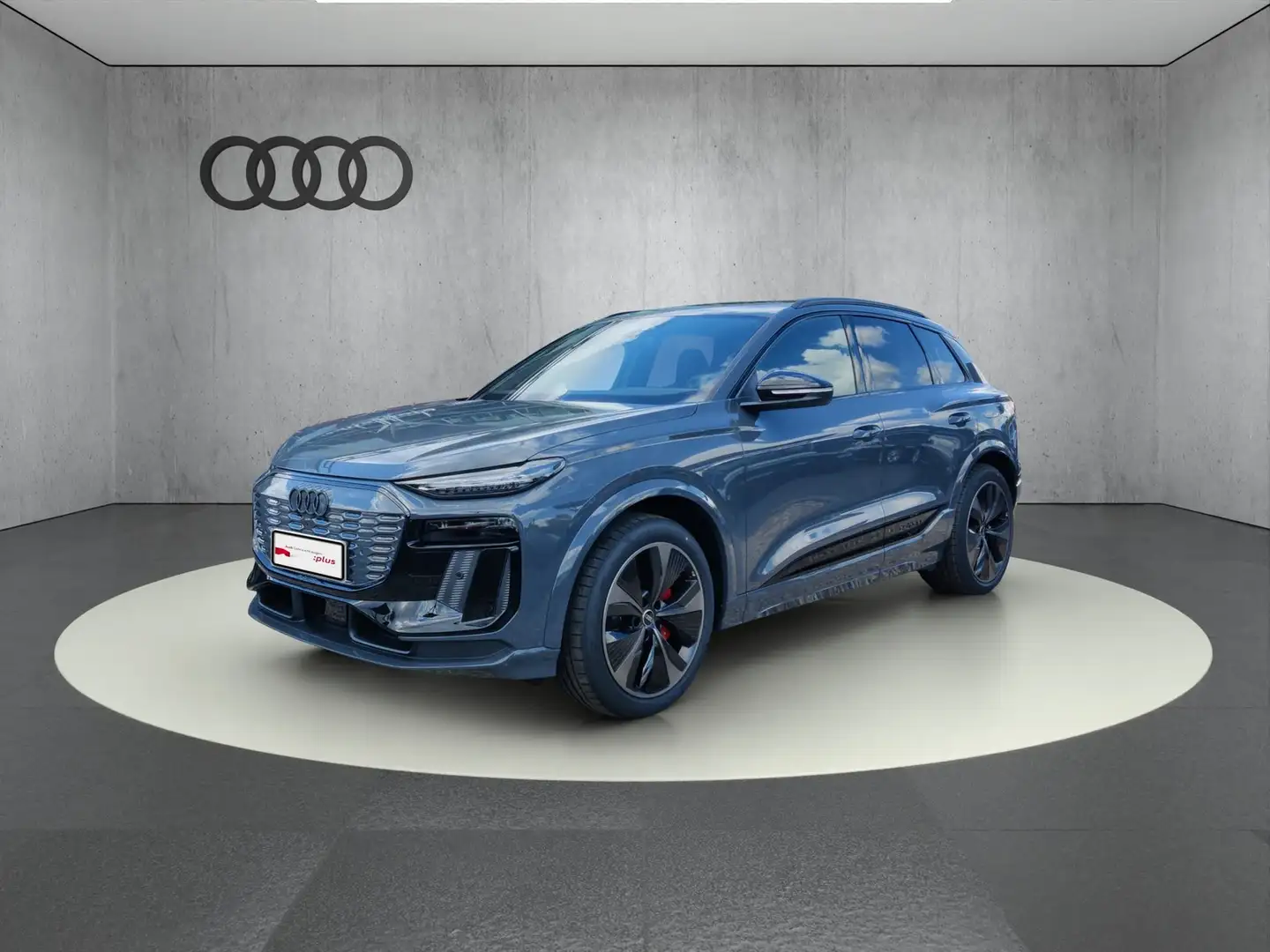 Audi SQ6 e-tron 360 kW quattro edition one grey Сірий - 2