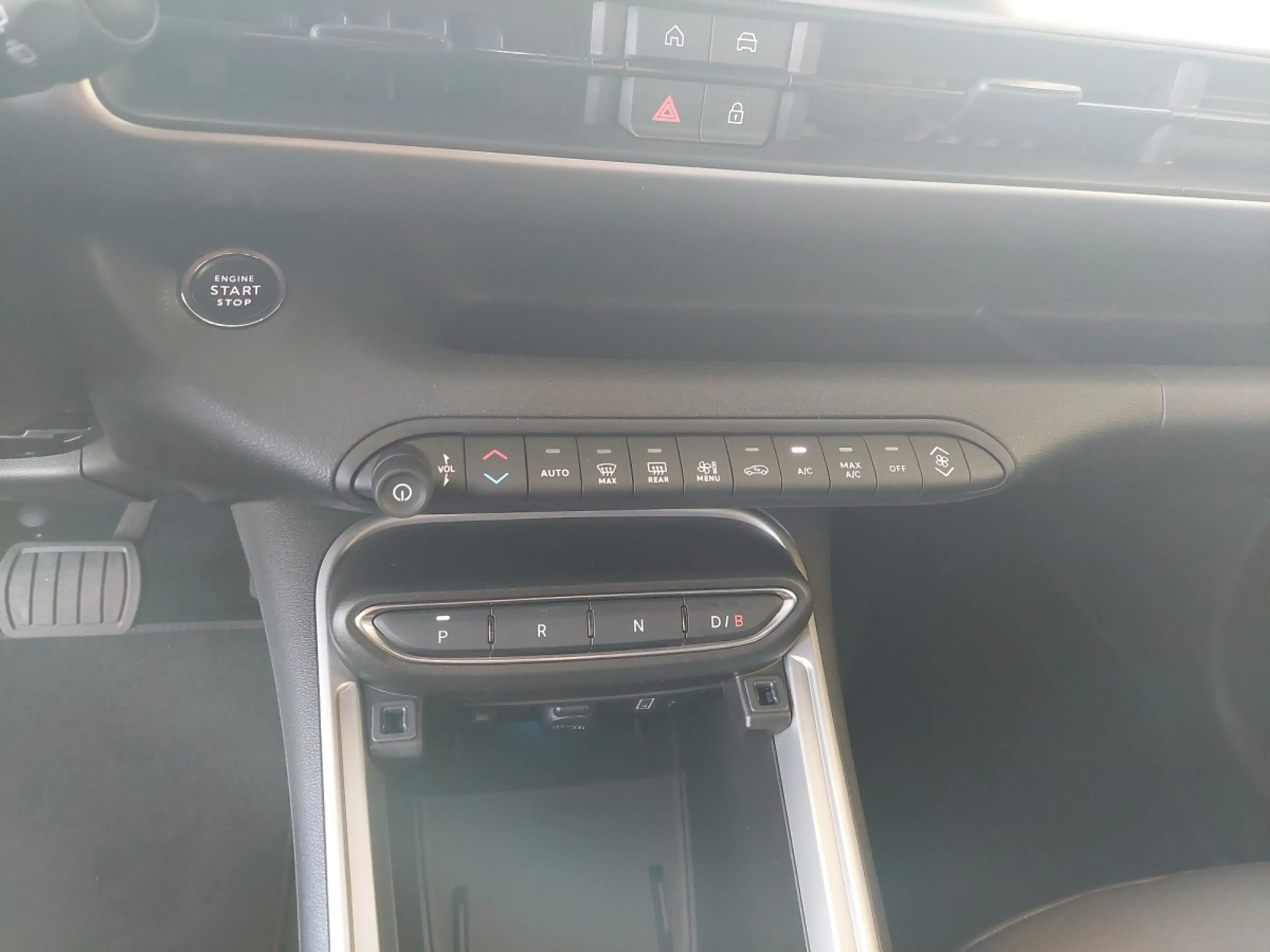 Jeep Avenger Elektro Summit My25 — photo 10