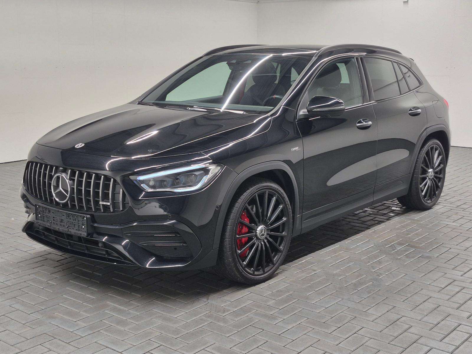 Second hand Mercedes Benz Gla-Class 35 AMG