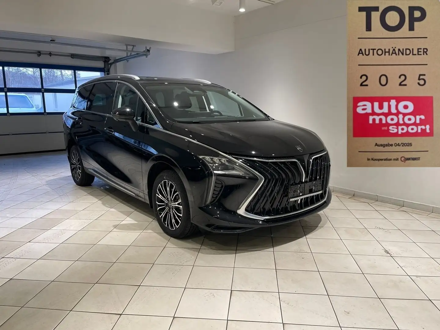 DFM Forthing 4 PHEV PANO 360° Kamera Lagerfahrzeug Schwarz - 1