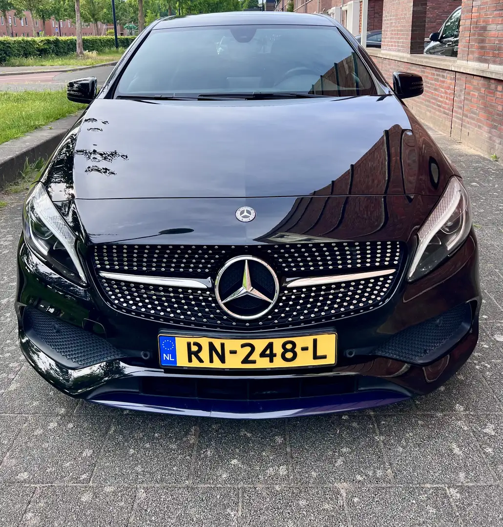 Mercedes-Benz A 180 SPORT EDITION AMG Pakket - 1