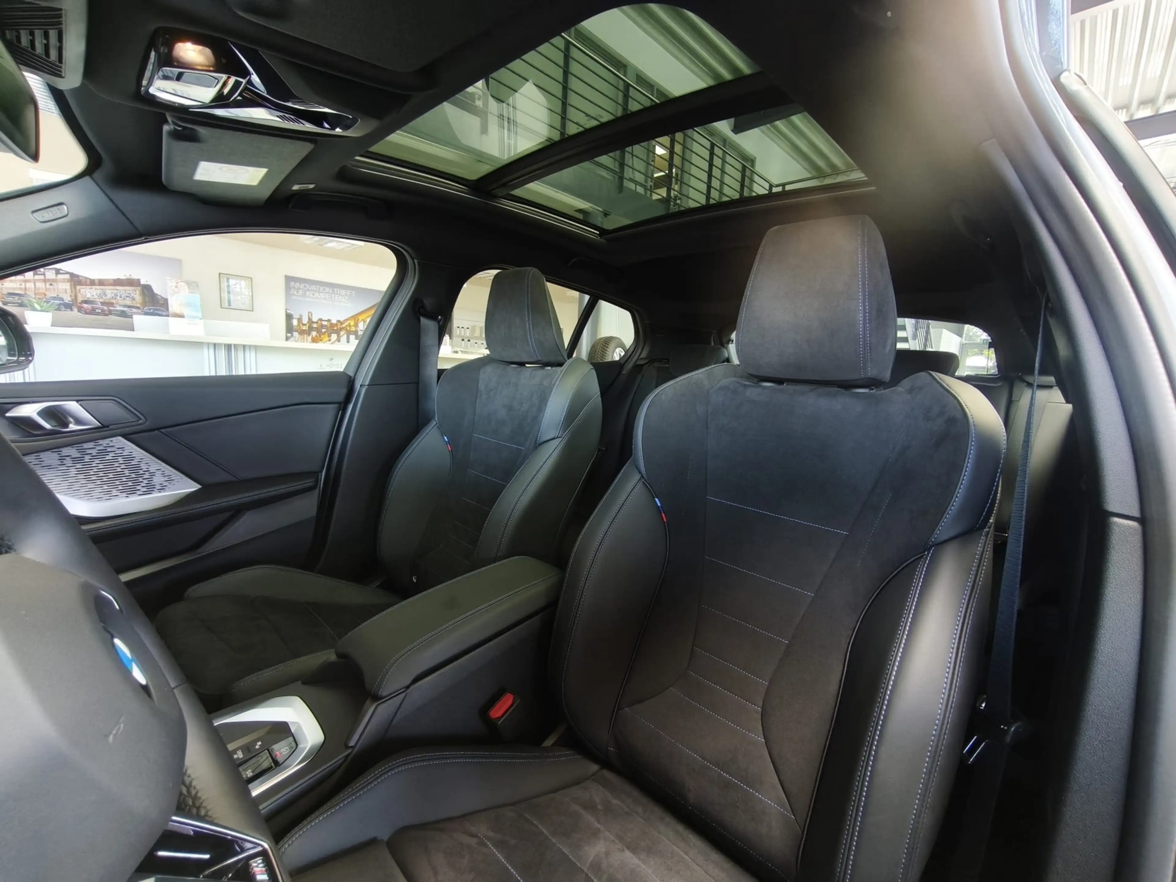 BMW 120 i M Sport Dr.As+/19"/ACC/PANO — photo 10