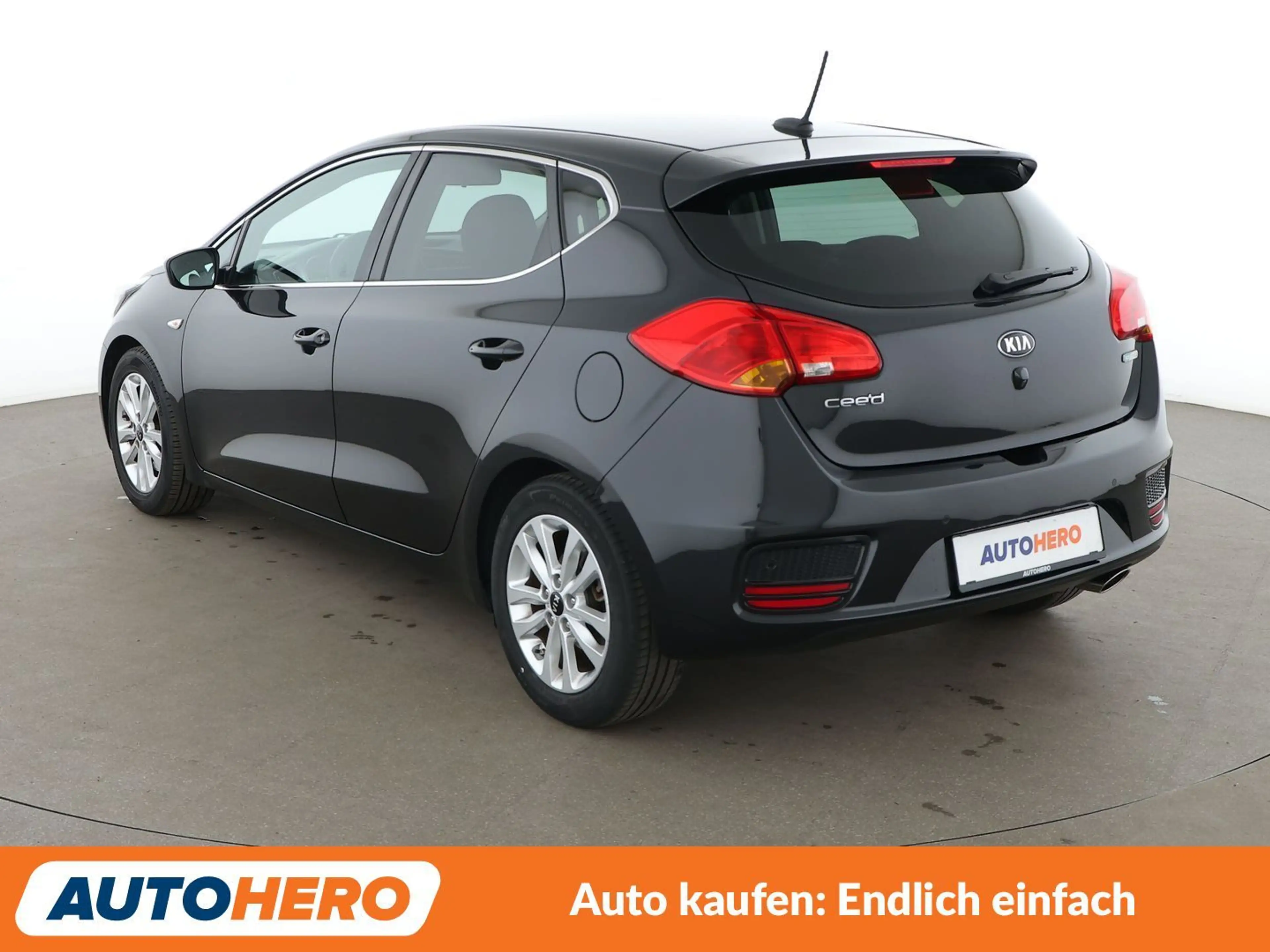 Kia Ceed / cee'd 1.0 TGDI UEFA Euro 2016*NAVI*TEMPO*CAM*PDC*SHZ* — photo 4