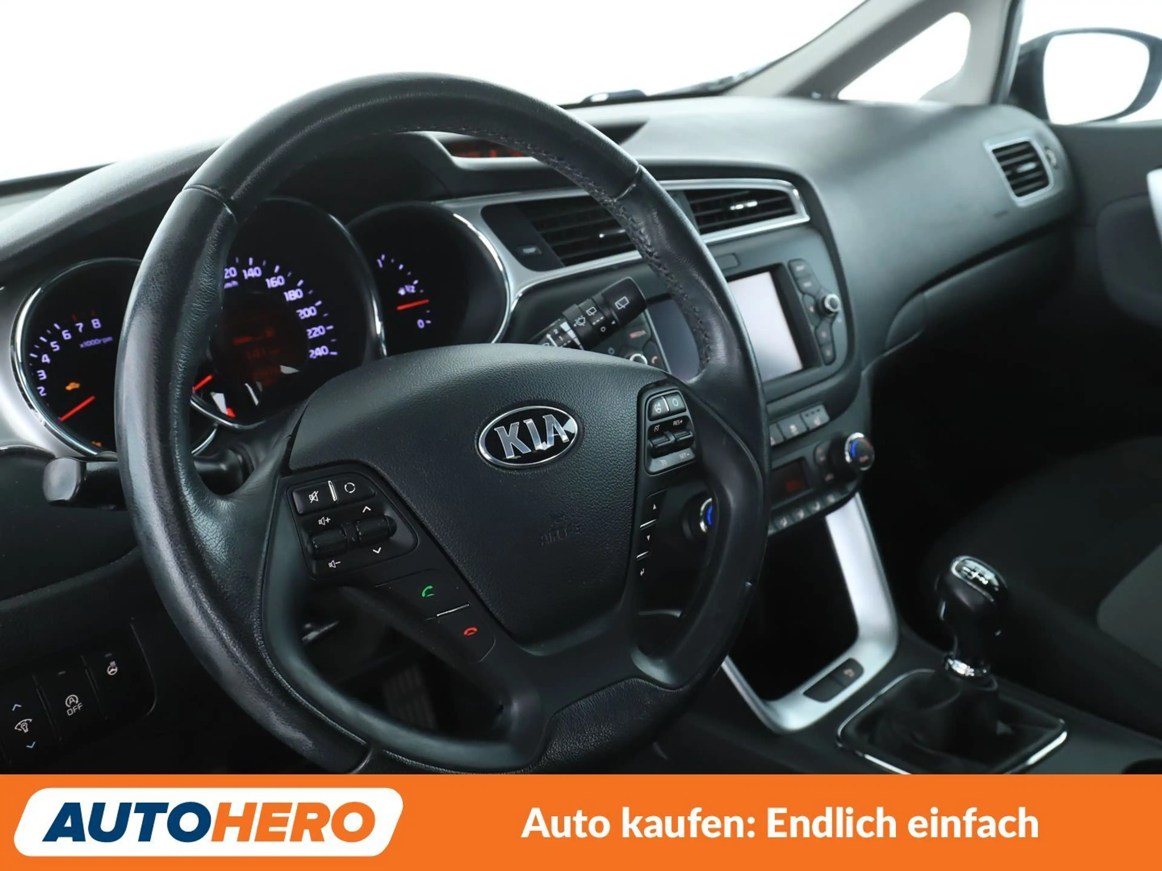 Kia Ceed / cee'd 1.0 TGDI UEFA Euro 2016*NAVI*TEMPO*CAM*PDC*SHZ* — photo 11