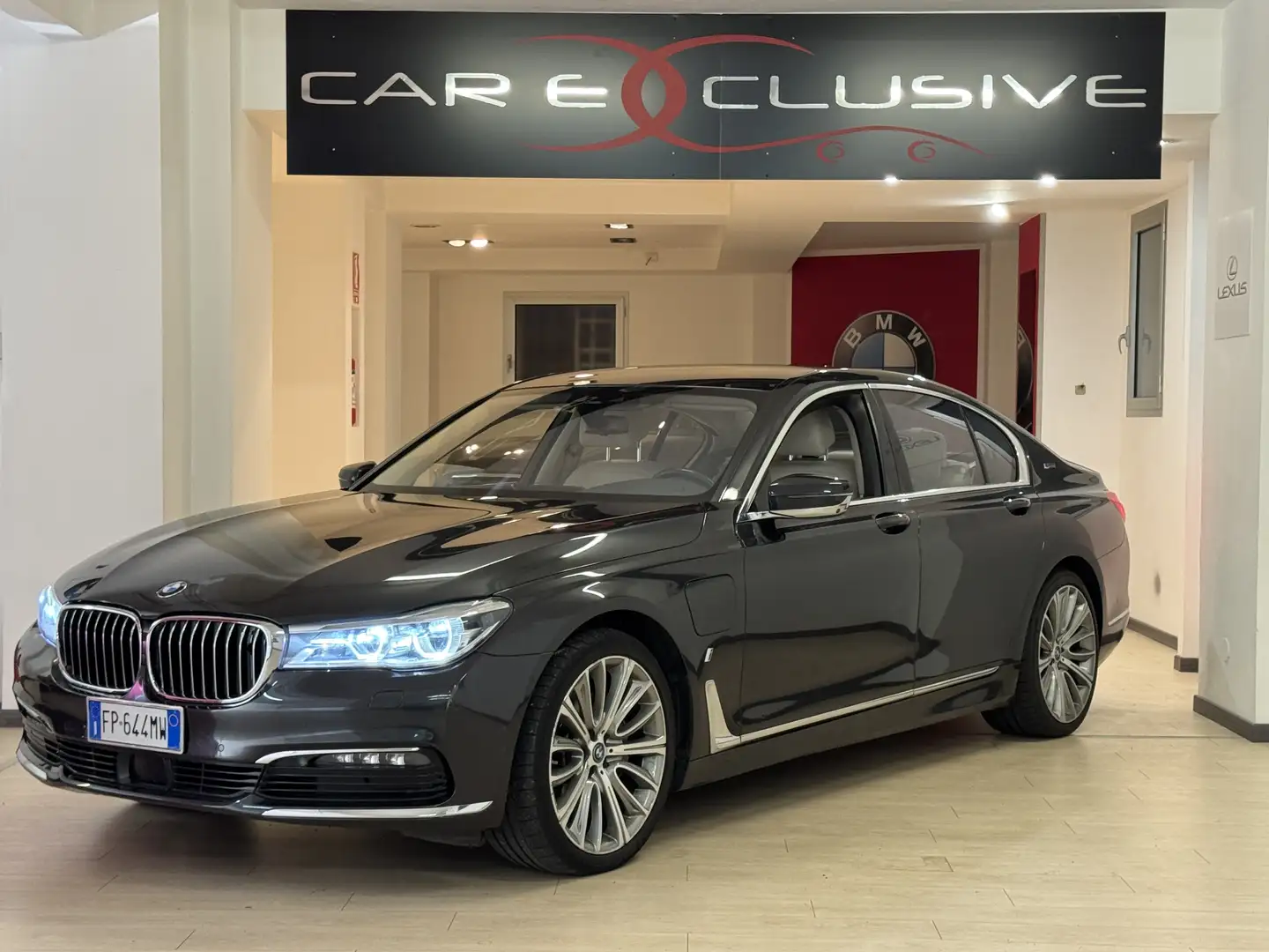 BMW 740 e Luxury auto Ibrida benzina Garantita - 1