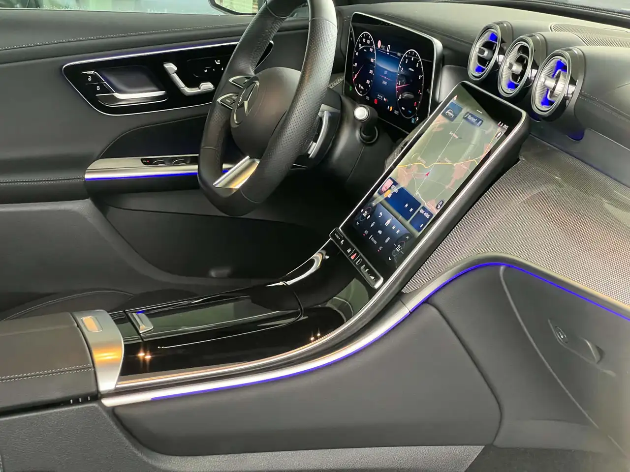 Mercedes-Benz GLC AMG 2025 panodak trekhaak achteruitrijcamera, миниатюра 7