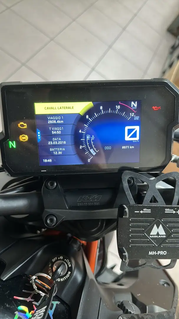 KTM 390 Duke - 2