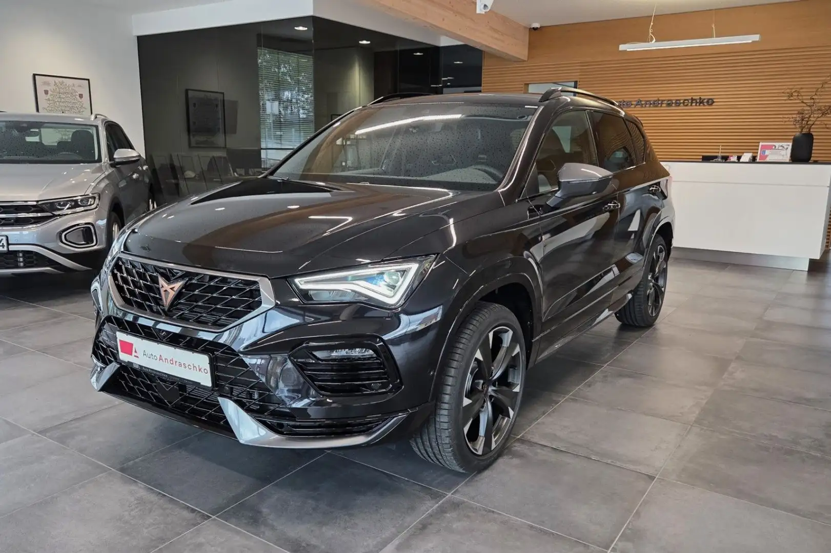 CUPRA Ateca 2.0 TSI DSG 4Drive 19" AHK ACC 5J.Garantie Schwarz - 1
