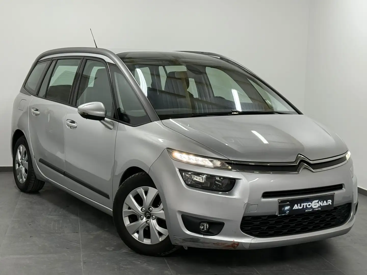 Citroen Grand C4 Picasso 1.6 e-HDi 7PL - Navi - Euro 5b Gris - 1