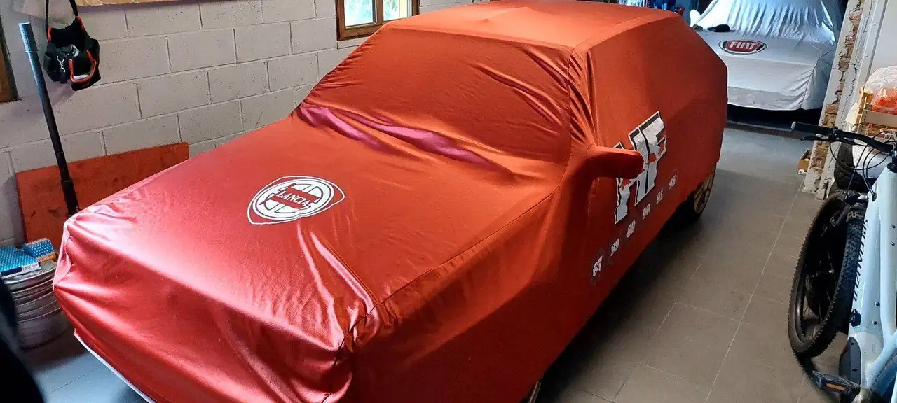 Lancia Delta Hf integrale, foto 1
