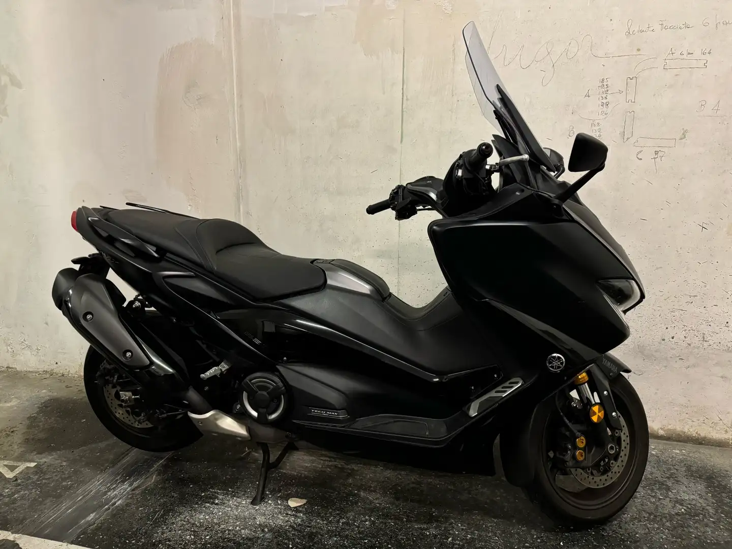 Yamaha TMAX 560 Tech Max - 2