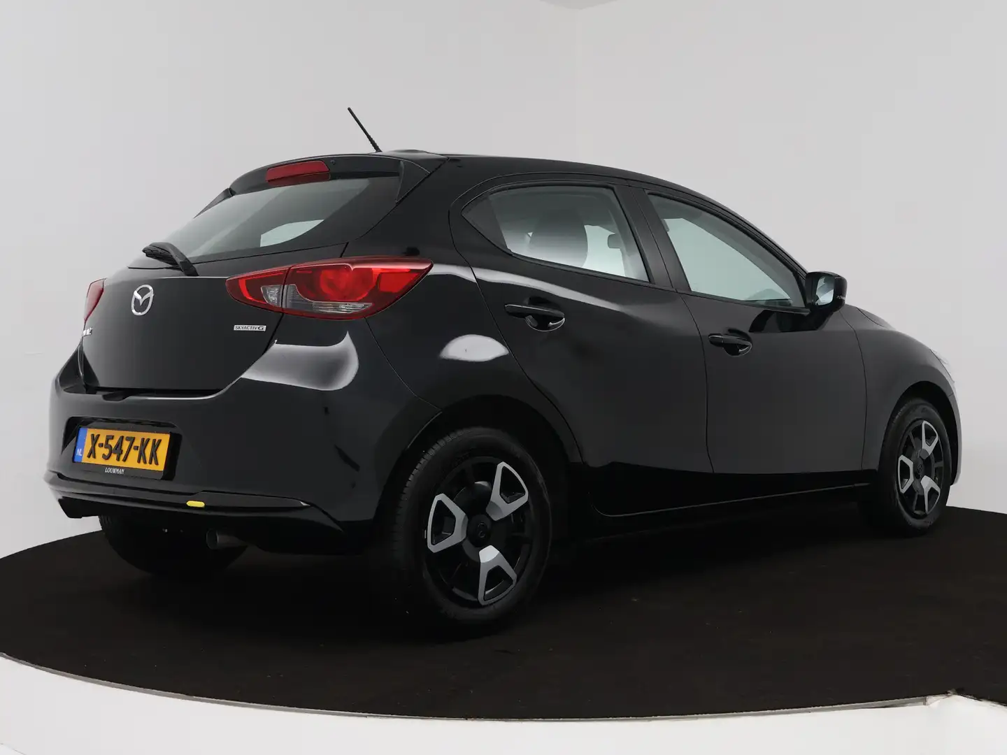 Mazda 2 1.5 SkyActiv-G 90 Centre-Line automaat | Carplay | Schwarz - 2