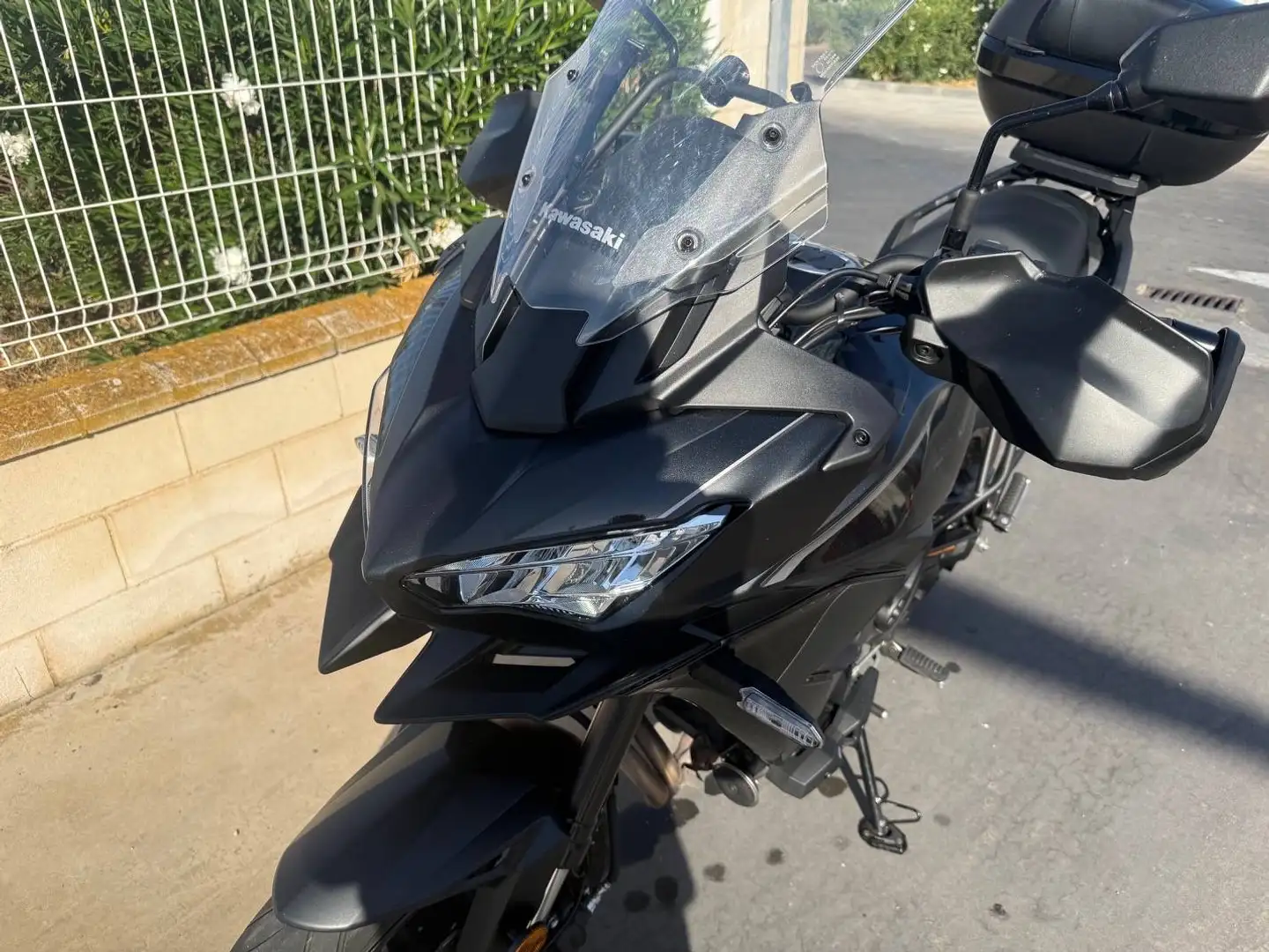Kawasaki Versys 650 ABS Negro - 2
