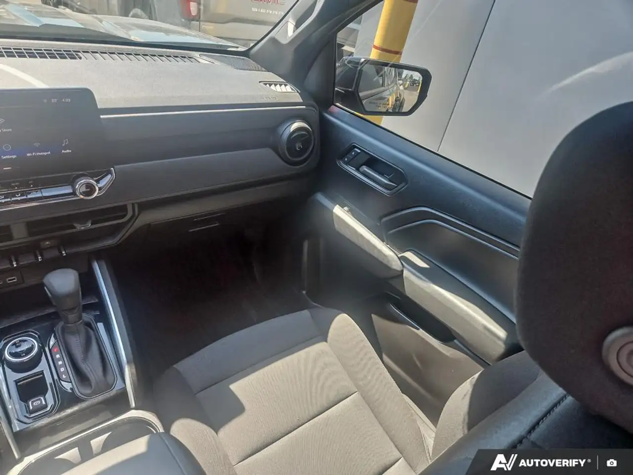 Chevrolet Colorado photo Chevrolet Colorado