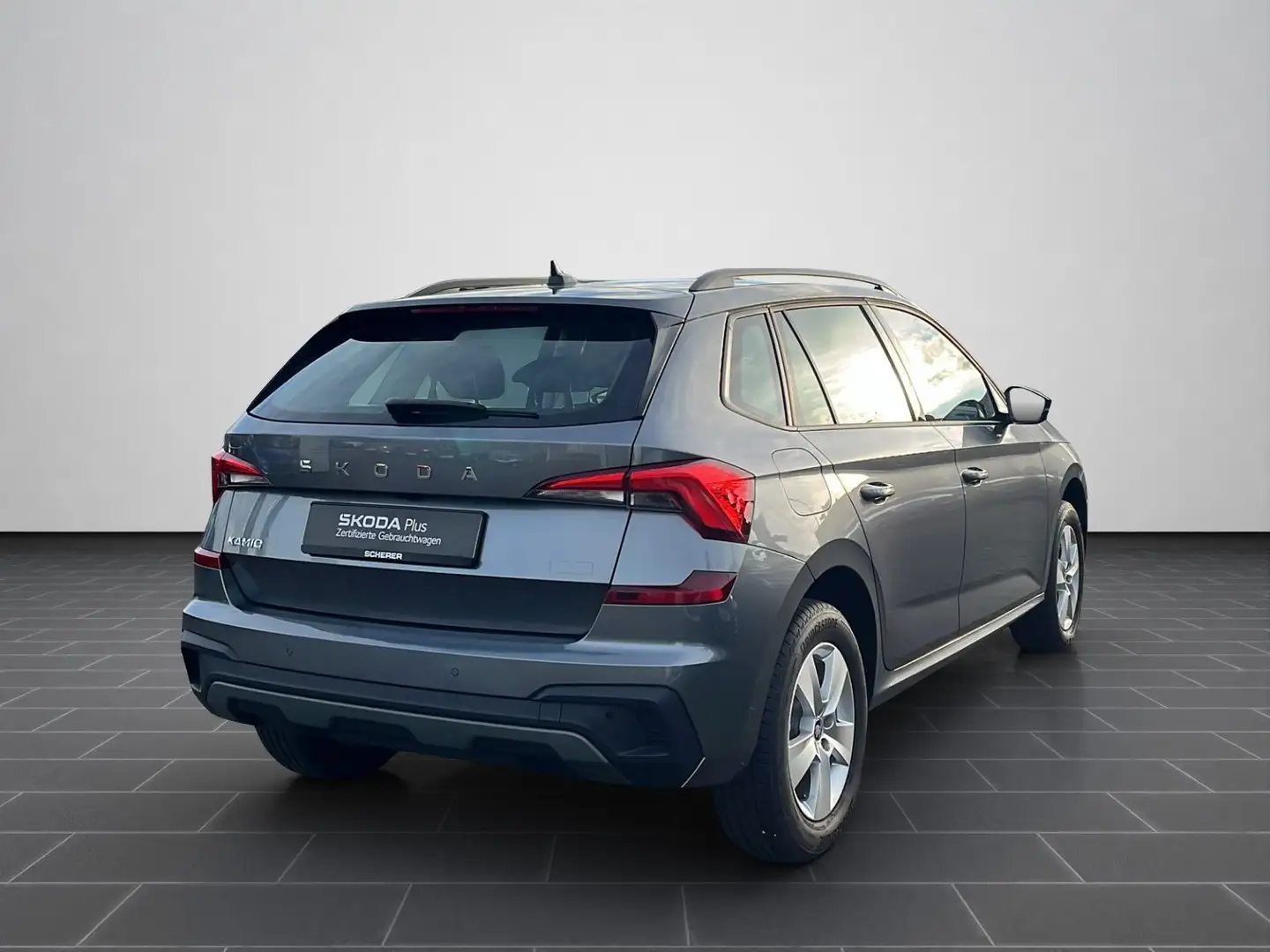 Skoda Kamiq 1.0 TSI DSG Selection Travel Assist, ACC, Grau - 2