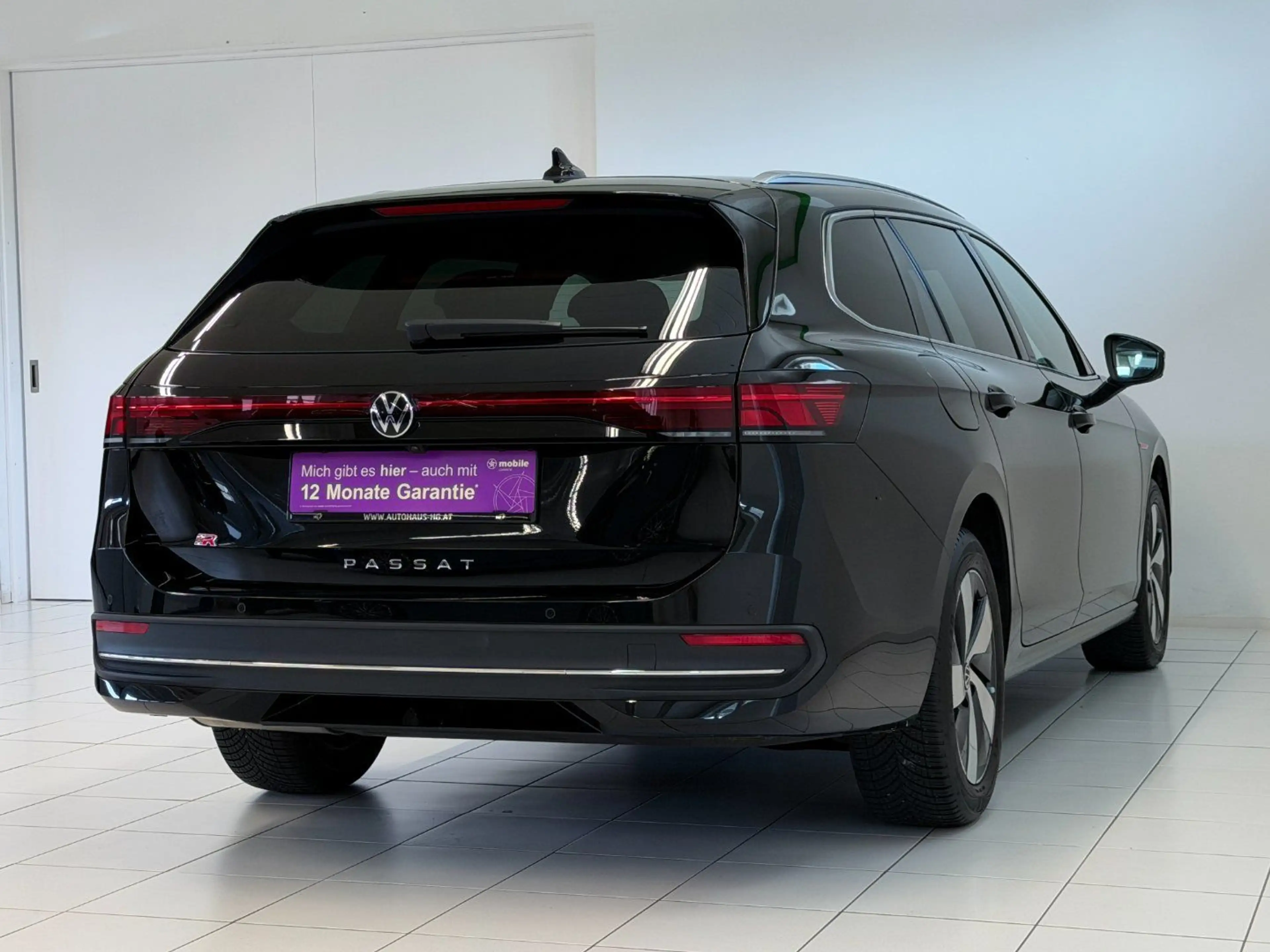 Volkswagen Passat Variant Passat 1.5 eTSI Business*AHK*ACC*MASSAGE*AMBIENTE* — photo 11