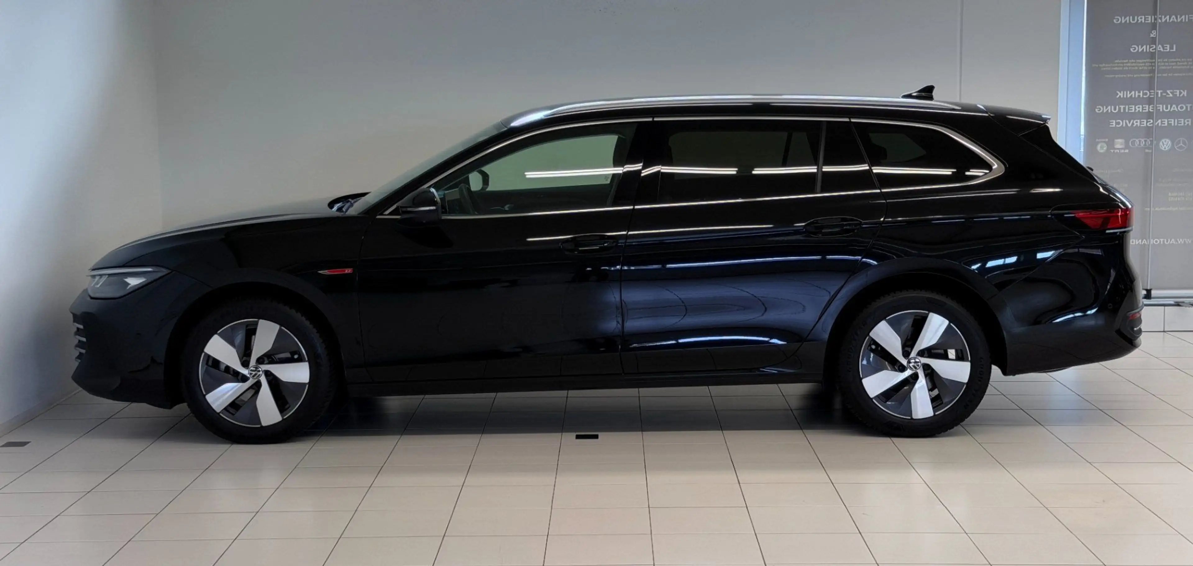 Volkswagen Passat Variant Passat 1.5 eTSI Business*AHK*ACC*MASSAGE*AMBIENTE* — photo 8