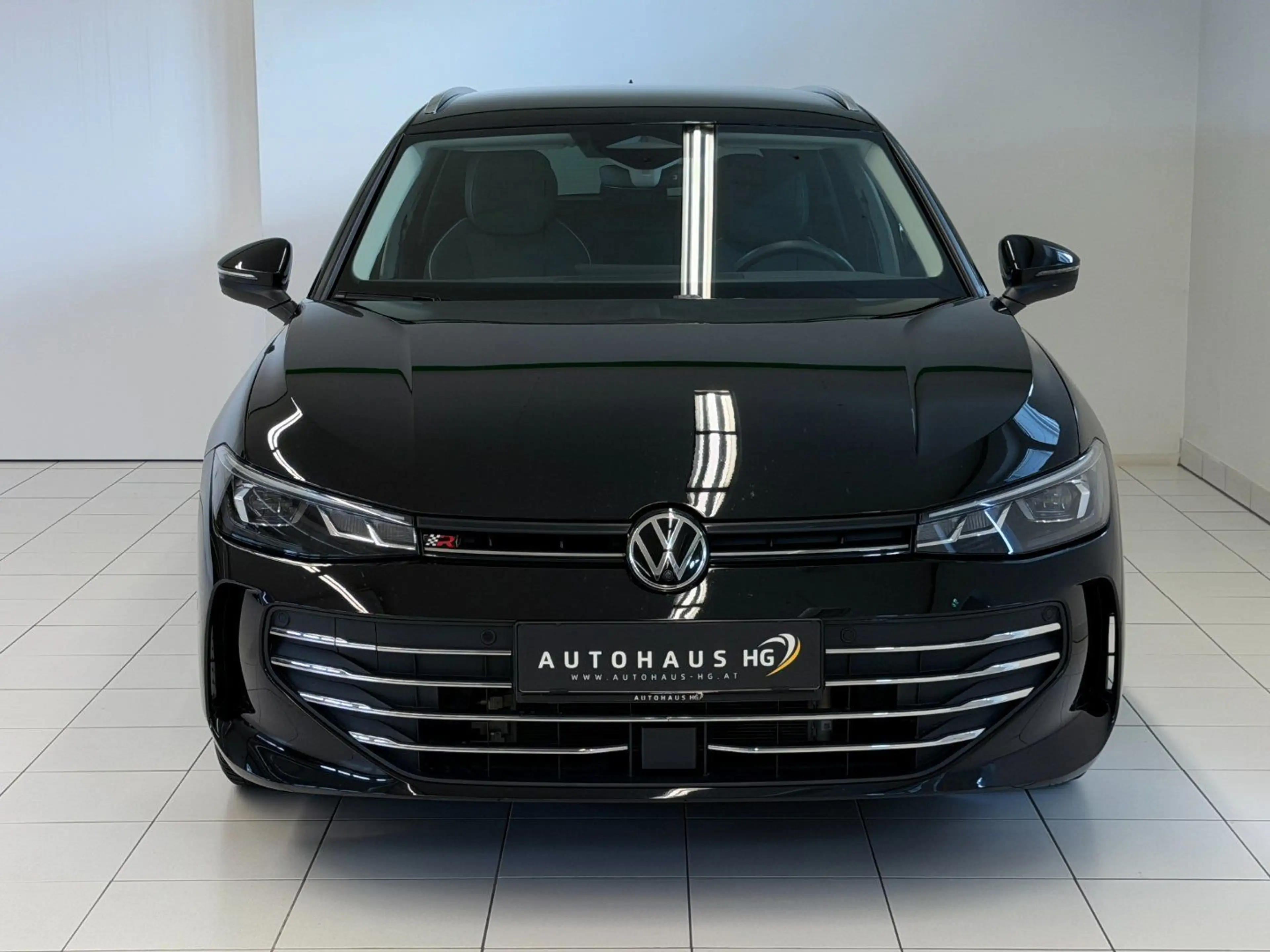 Volkswagen Passat Variant Passat 1.5 eTSI Business*AHK*ACC*MASSAGE*AMBIENTE* — photo 2