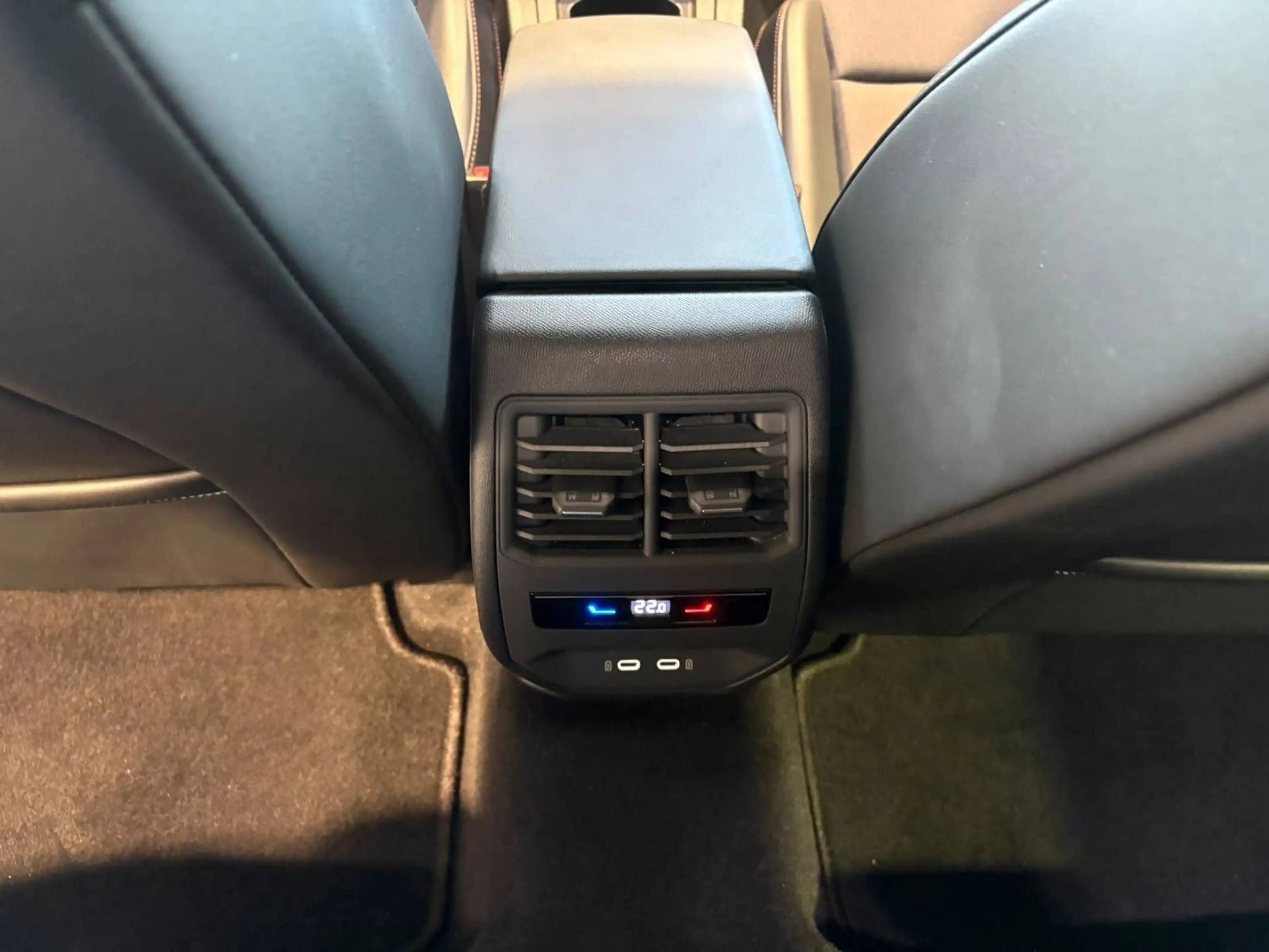 CUPRA Leon 2.0 TSI VZ  Pano|ACC|Beats|Kessy — photo 13