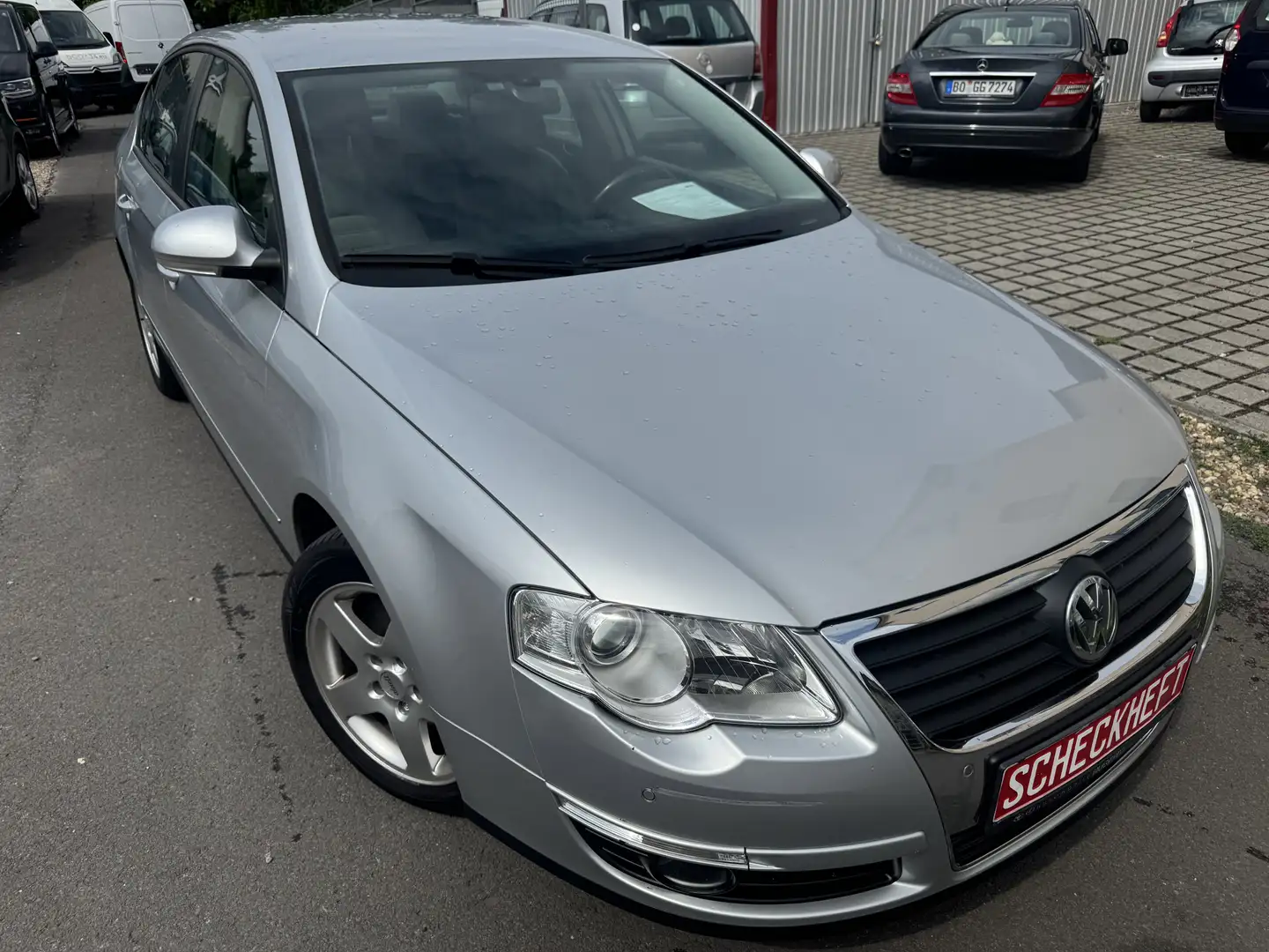 Volkswagen Passat Sportline/Scheckheft/Temp/SHZ/Klima/PDC/Alu/ Gri - 1
