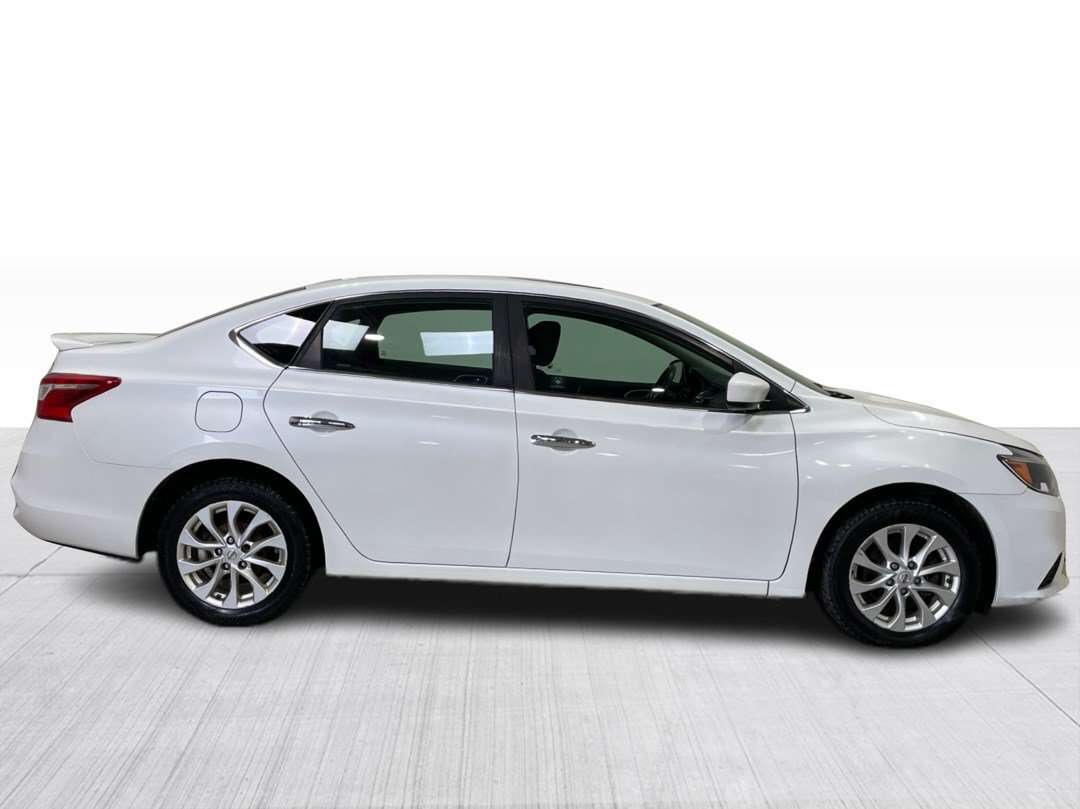 2019 Nissan Sentra SV CVT — снимка 1