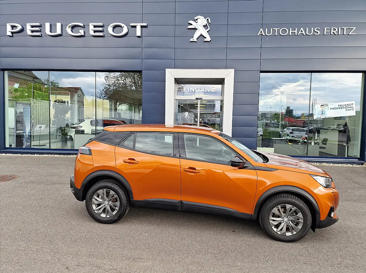 Peugeot 2008 BlueHDi 110 S&S Style 6-Gang-Manuell Orange - 2