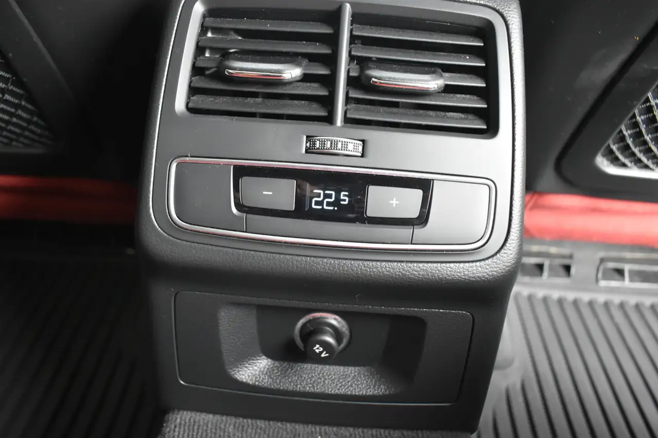 Audi S5 снимка Audi S5