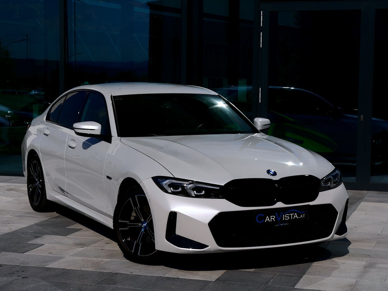 BMW 320 e M-Sport *Parkassistent - Widescreen* — photo 3