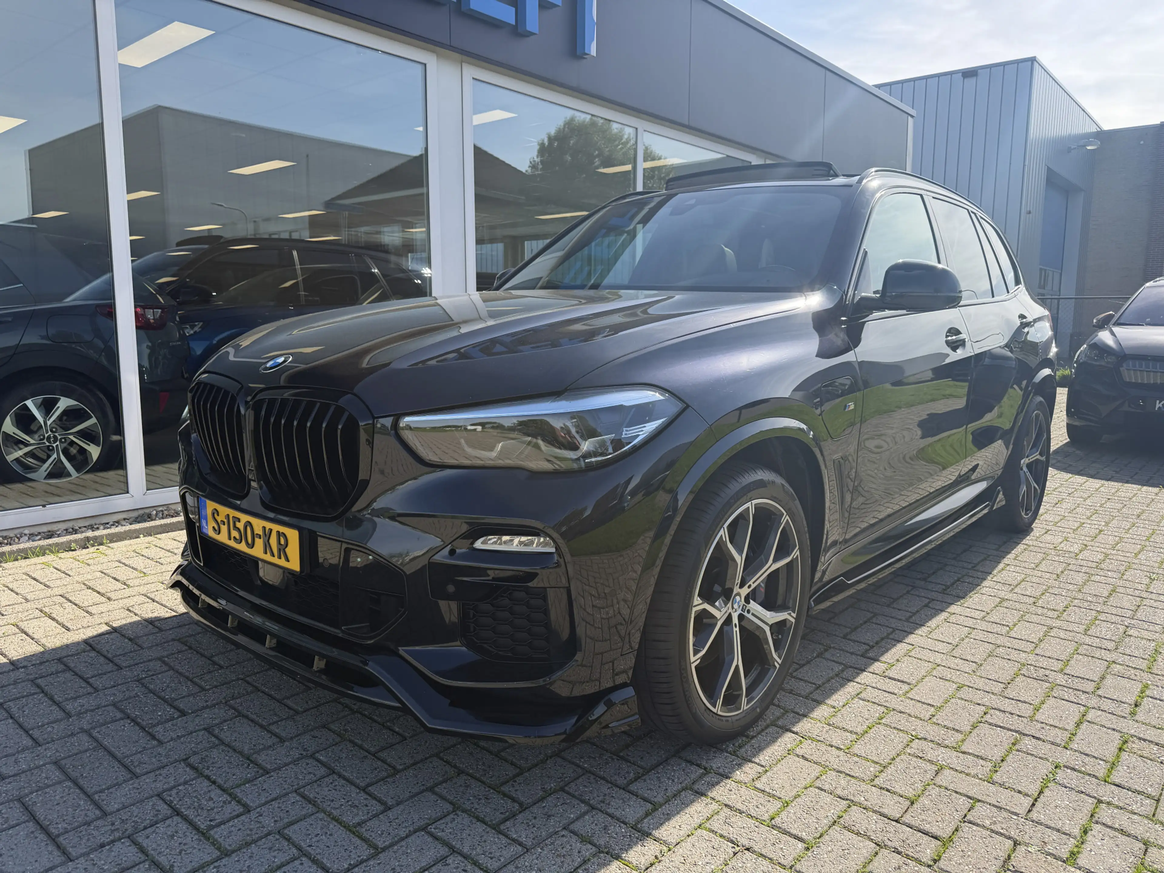 BMW X5 xDrive45e High Executive M SPORT | Frontflip — photo 3