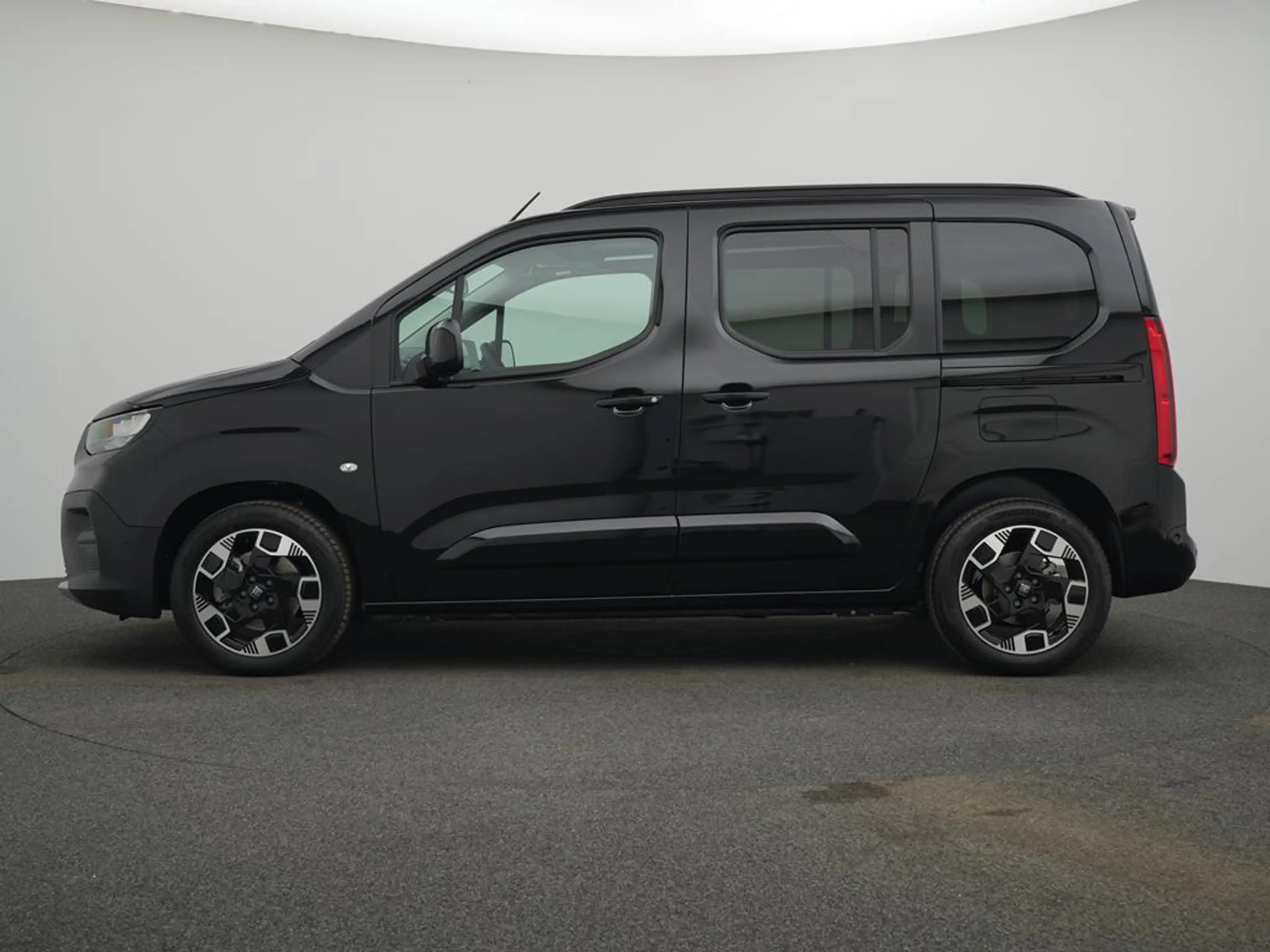 Fiat Qubo L 5-Sitzer 1.5 Diesel La Prima — photo 4