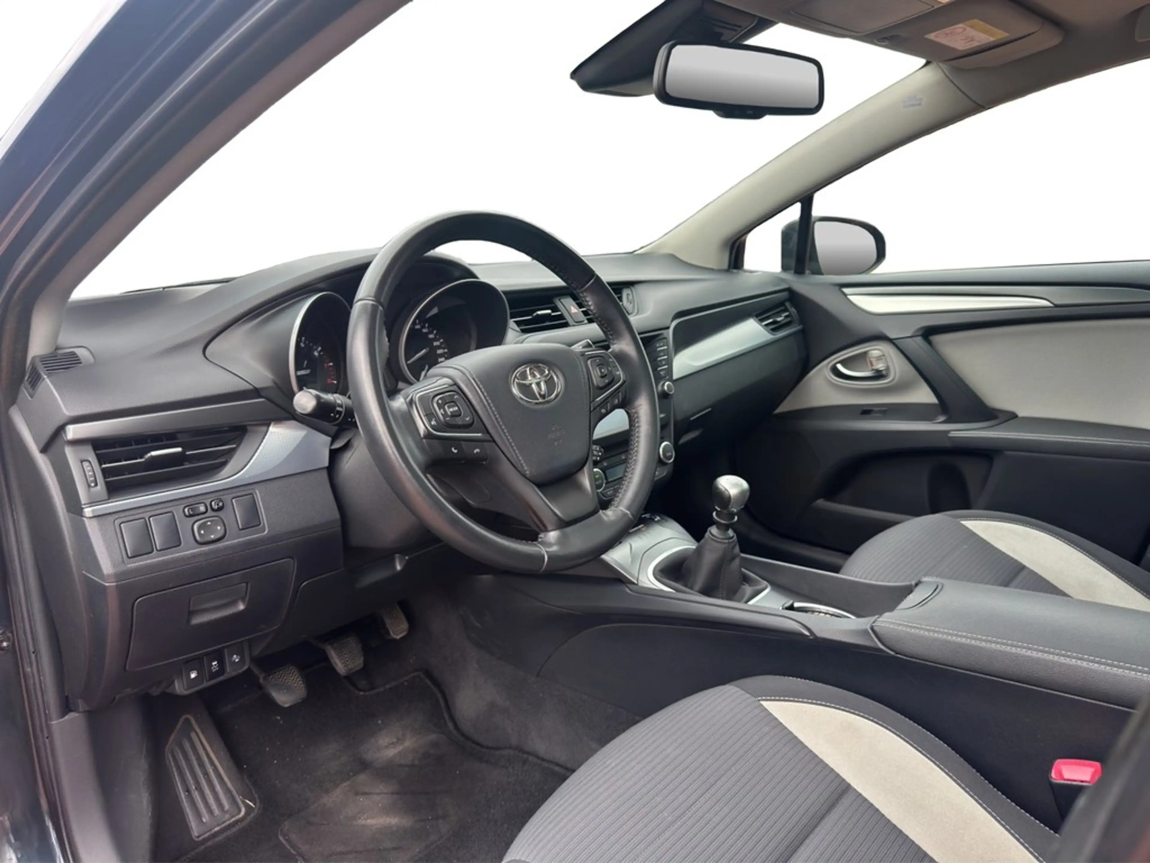 Toyota Avensis Touring Sports 1.8 Edition XENON*PANO*KAMERA*TE... — photo 13