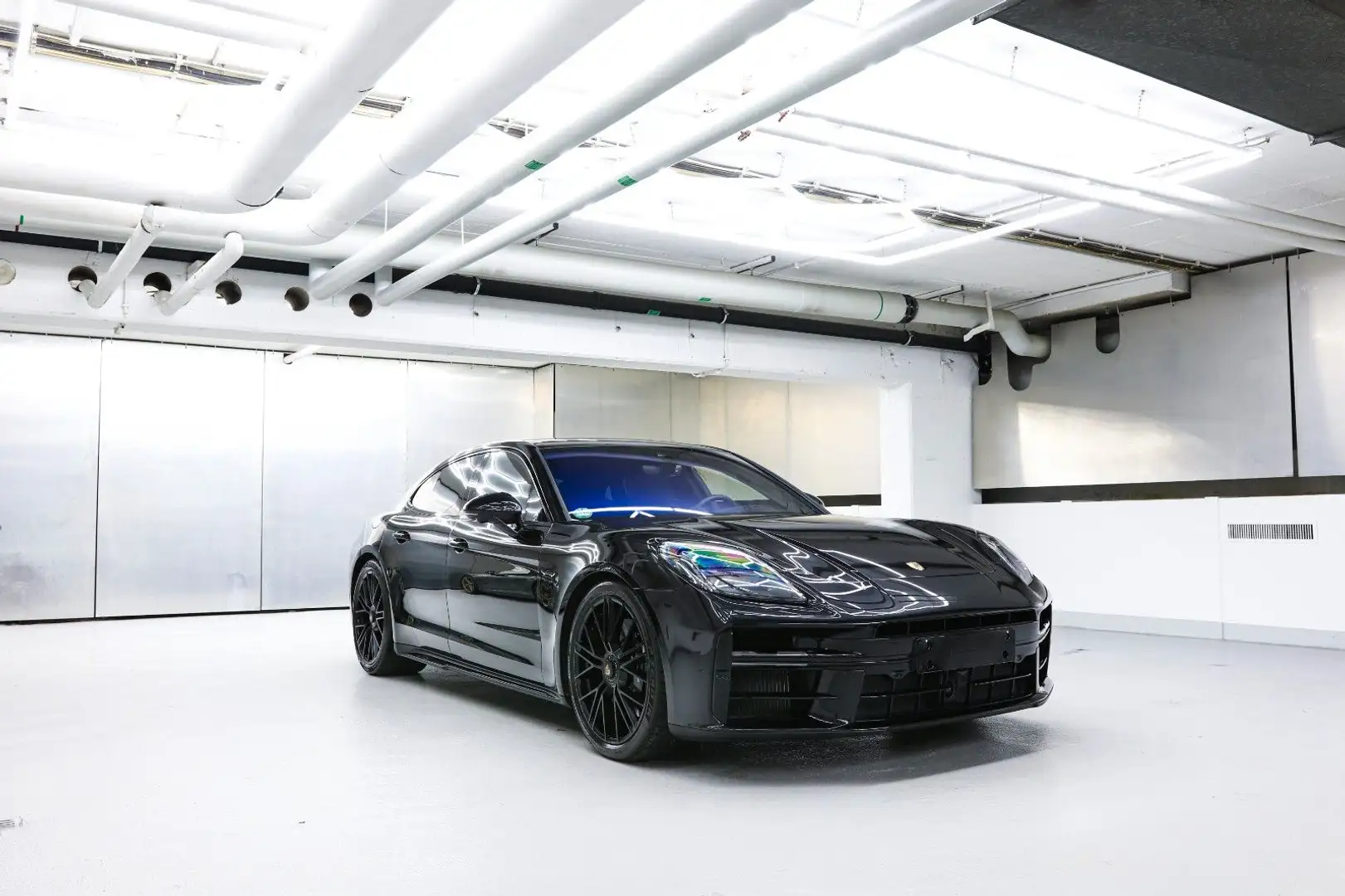 Porsche Panamera GTS Burmester 18 Wege Schwarz - 1