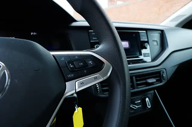 Volkswagen Polo view 16