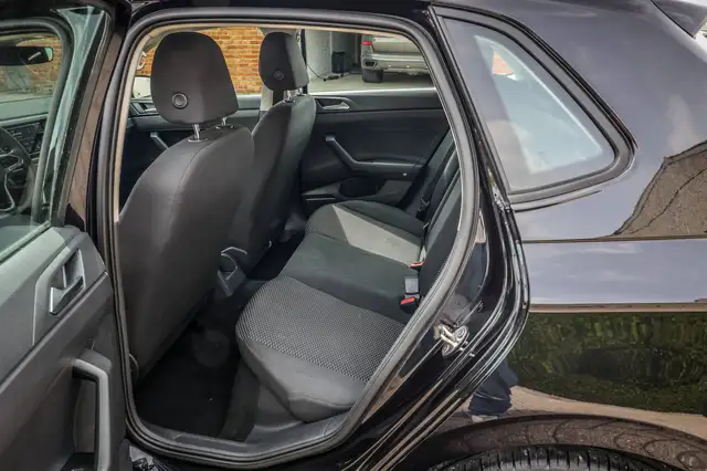 Volkswagen Polo view 18