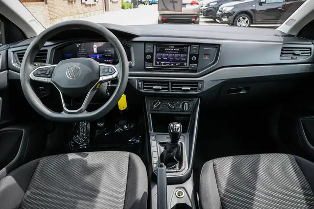 Volkswagen Polo view 19