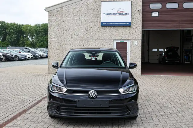 Volkswagen Polo view 2